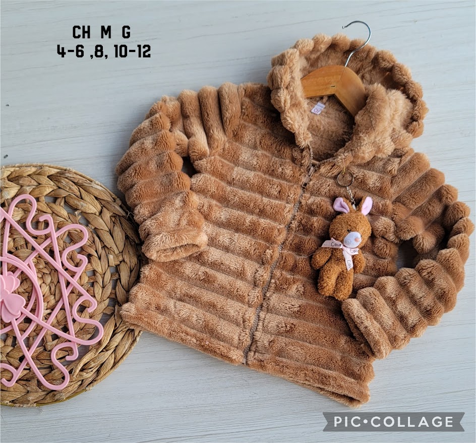 Chamarra de peluche niña